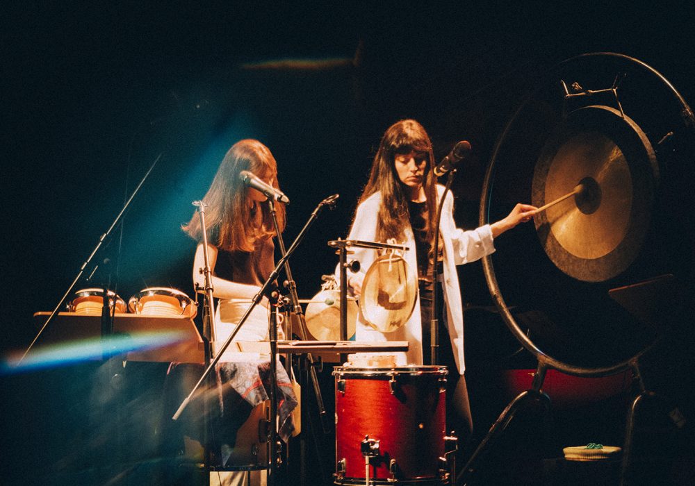 2021 | Mariana Dionisio e Leonor Arnaut © Vitorino Coragem